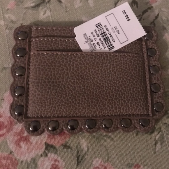 Neiman Marcus card Holder Very slim ! - Picture 4 of 7